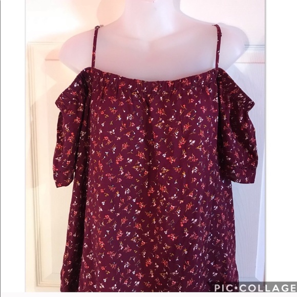Old Navy Burgundy Floral Cold Shoulder Top - Picture 2 of 4